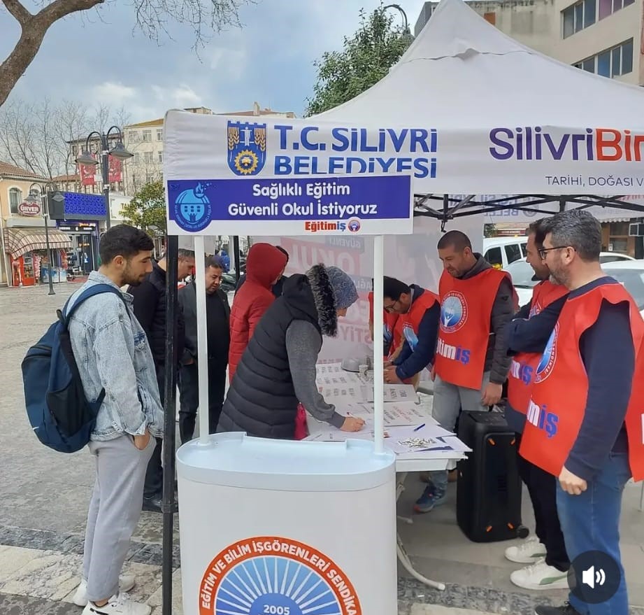 SİLİVRİDE GÜVENLİ OKUL SAĞLIKLI EĞİTİM İMZA KAMPANYASI DÜZENLEDİK