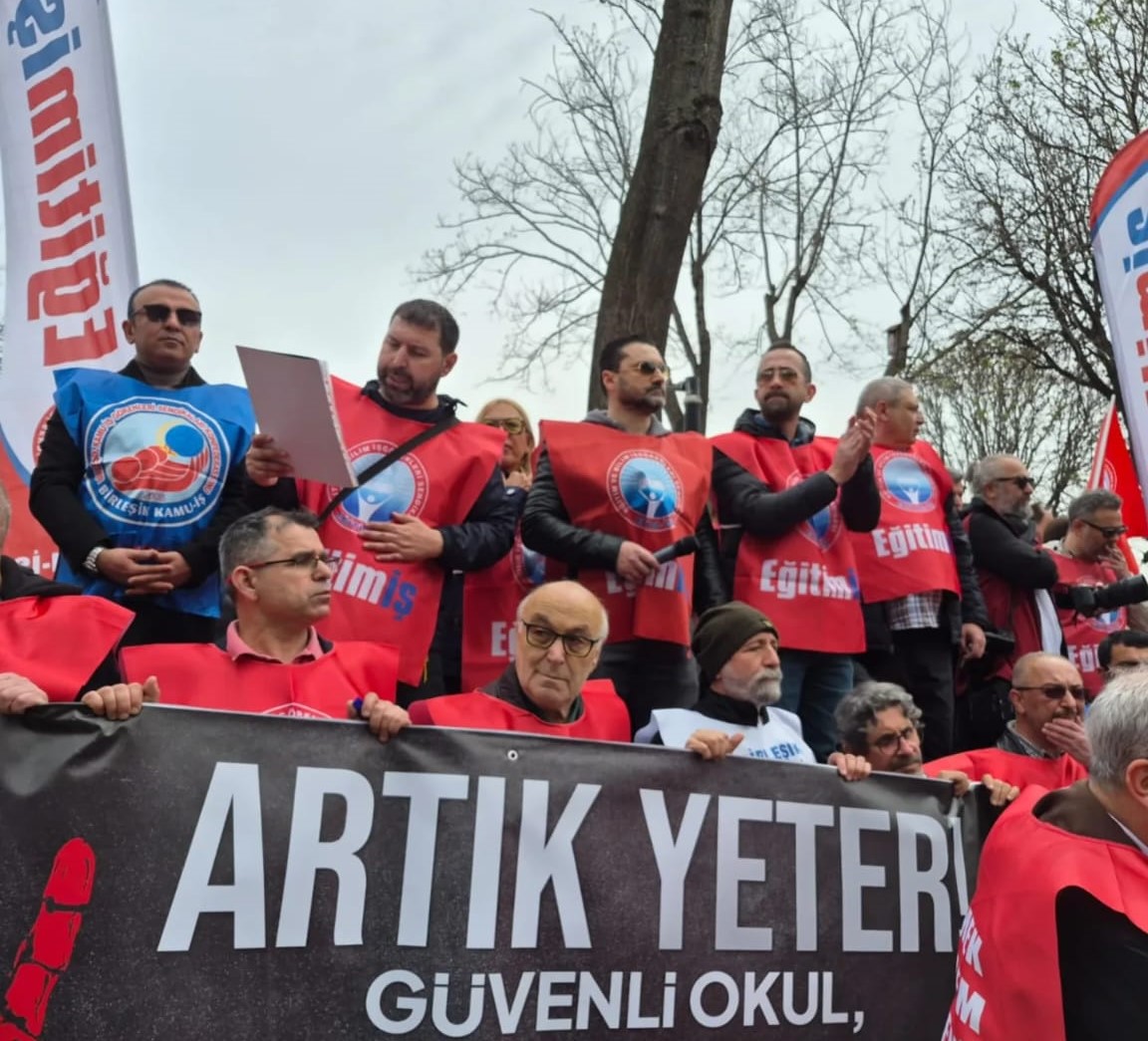 ŞANLIURFADA GERÇEKLEŞEN OKUL SALDIRISI SEBEBİYLE İŞ BIRAKTIK