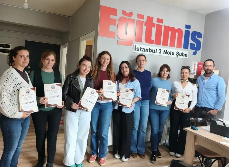 ŞUBEMİZDE ÇOCUKLAR İÇİN FELSEFE EĞİTMEN EĞİTİMİ DÜZENLEDİK
